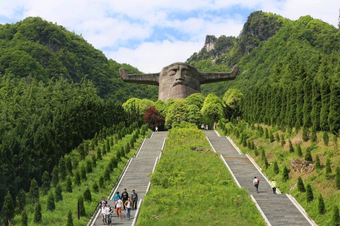 武汉经开区将开通汉南至神农架短途特色旅游航线