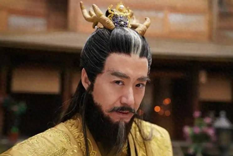 刘秀只用三年半即平定天下大部，为什么四年才打下小小的隗嚣？