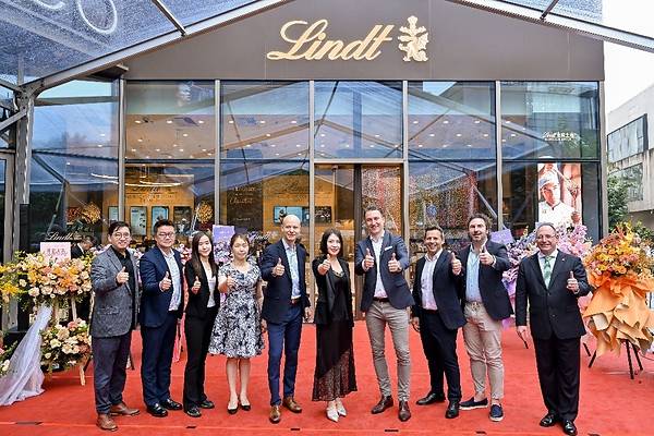 Lindt瑞士莲中国首店匠心启幕，开启巧克力甜蜜新体验