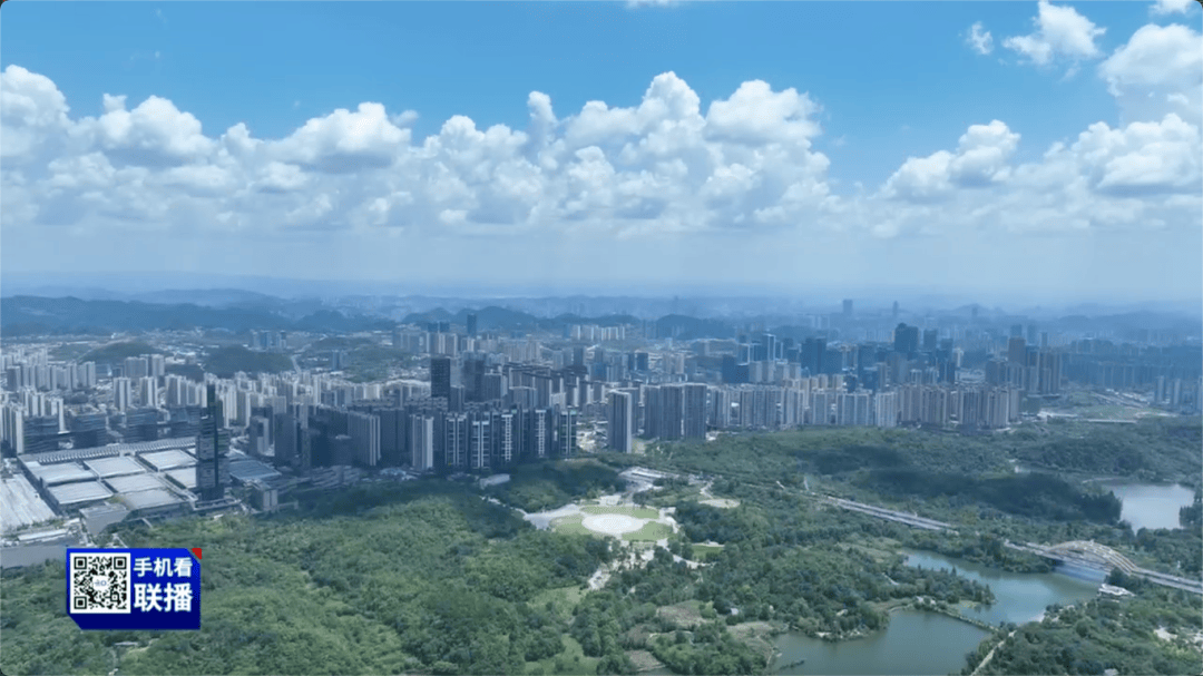 避暑之都·点亮避暑经济｜贵阳夜间经济点亮避暑消费新场景