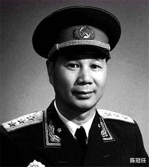 老战友被处极刑，女儿流落乡下，杨成武说：她应享受干部子女待遇