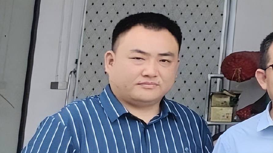 后续！官方通报国企老板办公室收礼：属实，已对涉事人免职处理