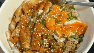 蜜汁鸡排饭家常做法 四步十分钟搞定暖心美味