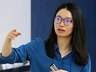 2024首位中国女性菲尔茨奖得主王虹 桂林中学师生欢庆捷报