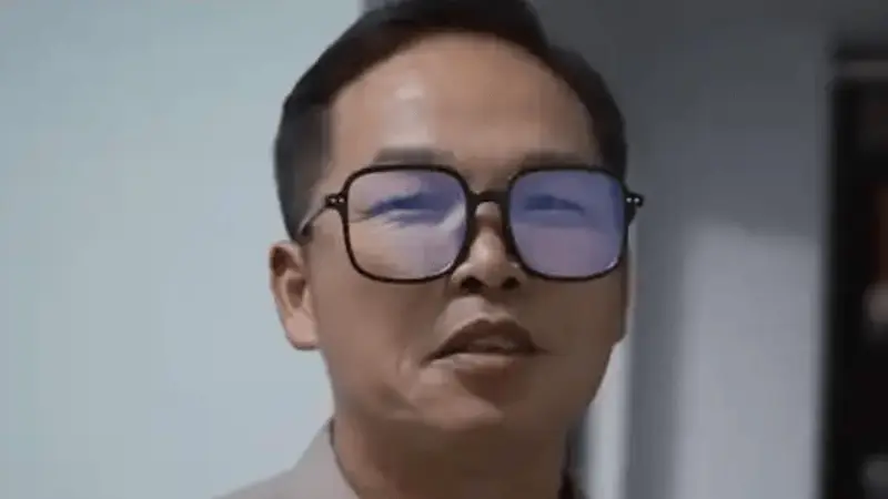 Bin父亲小号被扒:嘲讽Viper太菜,关注Knight黑粉引争议