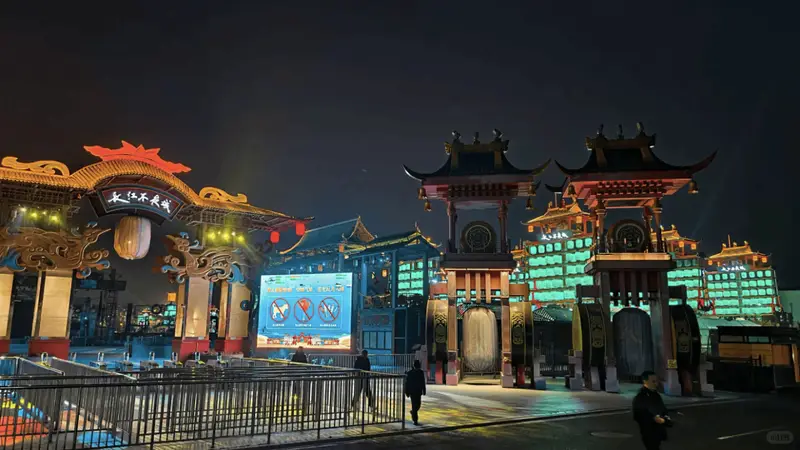 国内不夜城遇冷后 至少9家新项目正排队建设