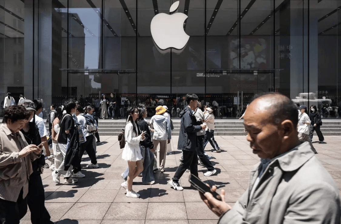 古尔曼：苹果用户为AI时代买单，iPhone也难逃涨价