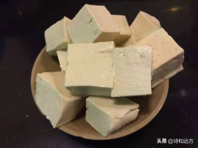 不爱喝奶、乳糖不耐受不用愁！这两类家常食物，是隐藏的补钙高手