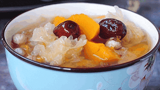 银耳南瓜红枣汤：女性补血养颜的养生食谱