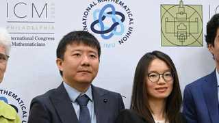 北大校官微删除邓煜专访言论引追问