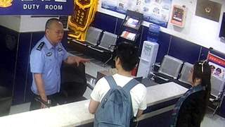 “你们真棒！”马来西亚游客点赞河滨派出所