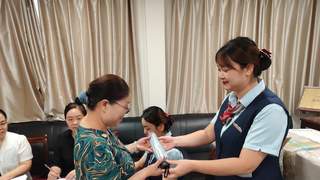 跟着“有身份”的遮阳伞，扫出文旅服务新气象