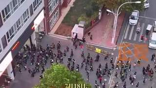 湖南家长投诉老师校内拍抖音 校方确认属实已叫停