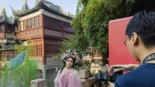 上海盛夏成海外游客打卡热点 汉服旅拍文博体验受热捧