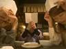 打工人买电脑手机 还在为AI数据中心买单?