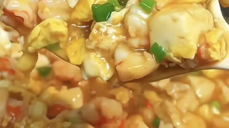 虾仁豆腐抱蛋:鲜美嫩滑,暖心暖胃的家常美味