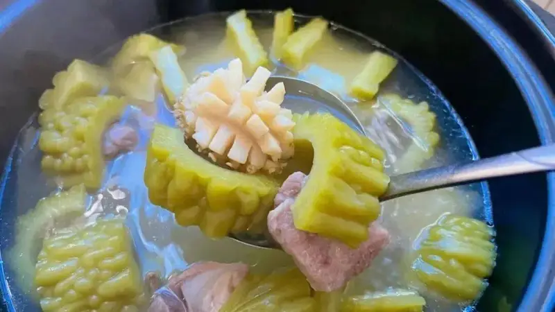 鲍鱼苦瓜汤:清热祛火滋阴润燥益胃生津