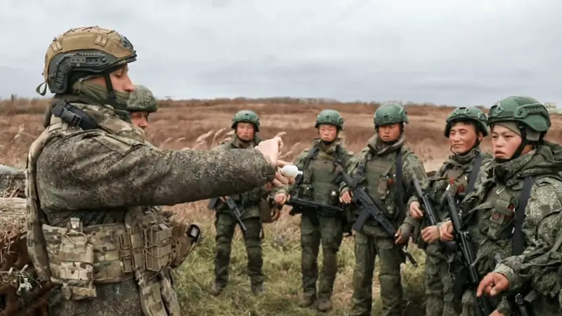 7月25日深夜泽连斯基披露：俄方要求朝鲜增派3万名士兵强化对乌攻势