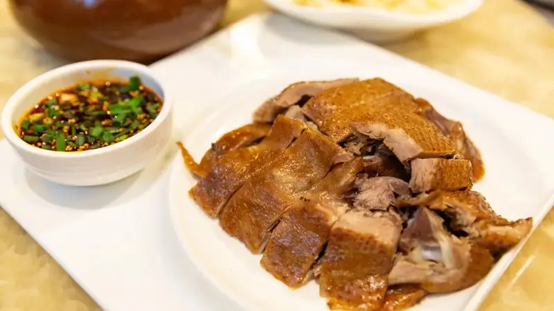 重庆推出425道无辣鲜香菜品 填补渝菜清淡空白
