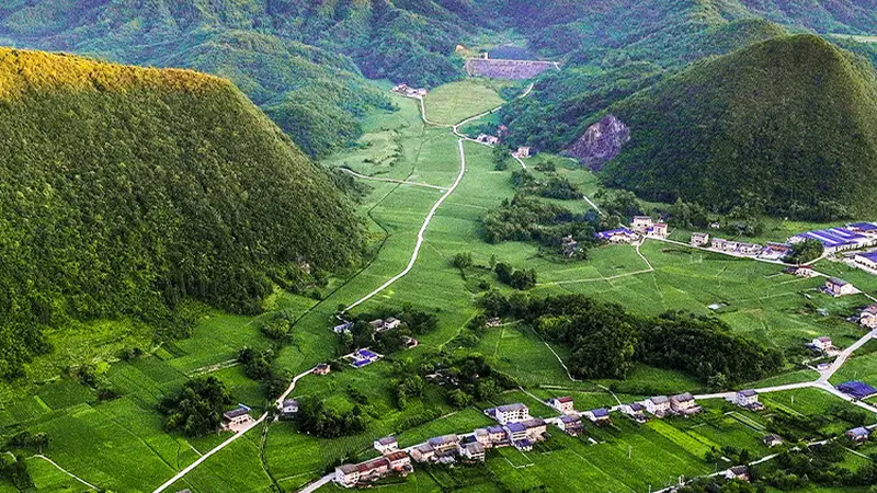 重庆丰都下坝村23℃夏日清凉秘境引客来 五大打卡点成避暑首选