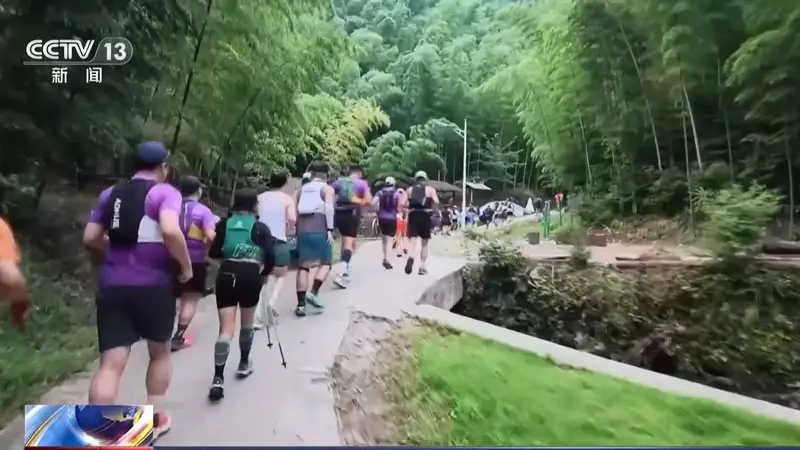 黟县旅游特色村串成圈 新村民带活老手艺销量翻倍