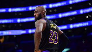 NBA夏窗前瞻：老詹要去勇士了？小卡浓眉入局