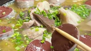 哈尔滨六大招牌地道名菜，解锁冰城独有的东北烟火风味
