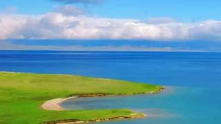 赛里木湖七名工作人员围殴游客，景区通报措辞引质疑