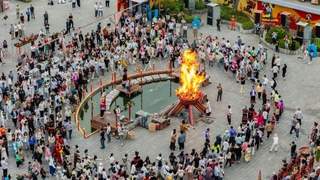 篝火打跳，彝绣花开……用楚雄火把，点亮云南夏夜