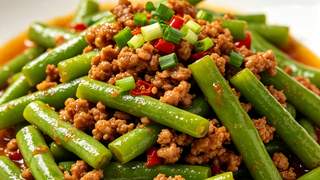夏天豆角是个宝，谁吃谁好，补钾补钙，清热解暑，应季营养又解馋