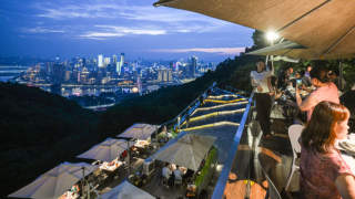 夜景火锅一座难求，夜游山城氛围感拉满