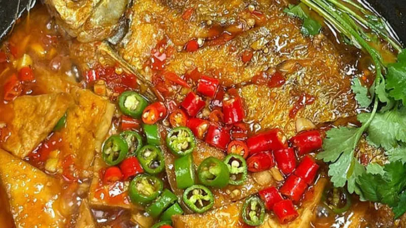 啤酒剁椒鱼烧豆腐,鲜辣入味妥妥干饭神器
