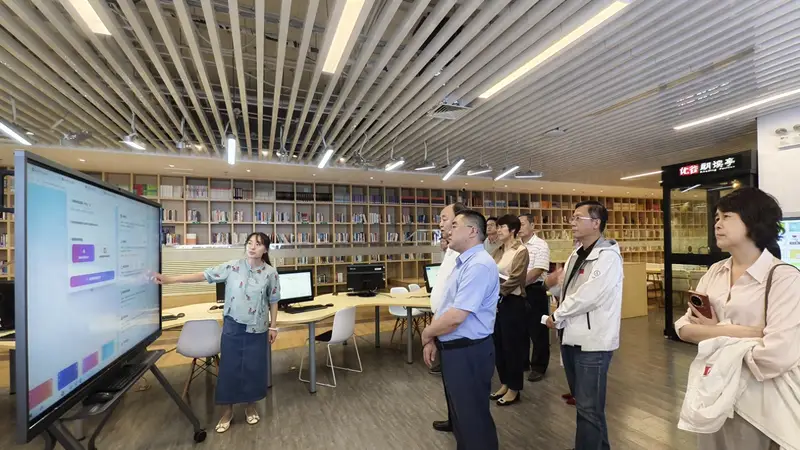 市教委：北京1400余所中小学、183万学生实现AI通识课全覆盖