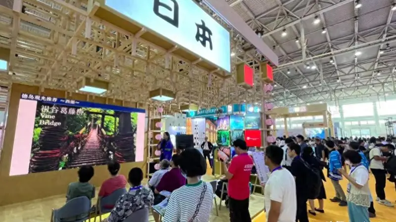 访日游客五年来暴跌60%!失去中国游客,日本6.6万亿巨坑拿什么填