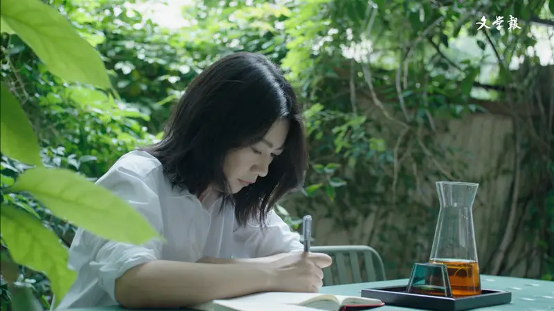 张玲玲：书写是一种生命轨迹，我们欲求的唯有诚实 | 正在写的人