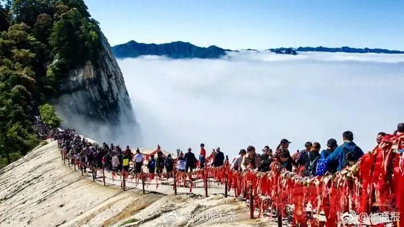 华山门票索道开销破千,一家三口直呼消费降级