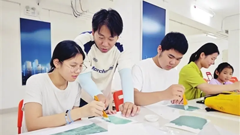 天津东丽区文化馆启动馆社联动 家门口就能逛艺术馆上免费艺术课