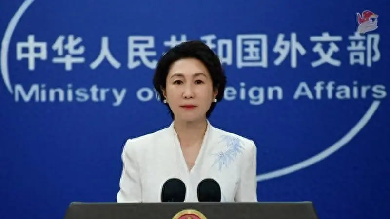 外交部7月30日回应:勿危险抵近中国海军舰艇,严防海空意外发生