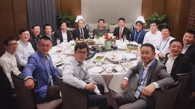 互联网圈再现“拉帮结派”模式 2014年腾讯与京东结盟的路径又现新动向