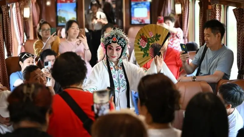 演艺新空间成演出行业新热点 多业态融合线上联动拓宽发展路径