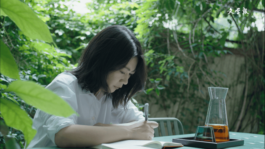 张玲玲：书写是一种生命轨迹，我们欲求的唯有诚实 | 正在写的人