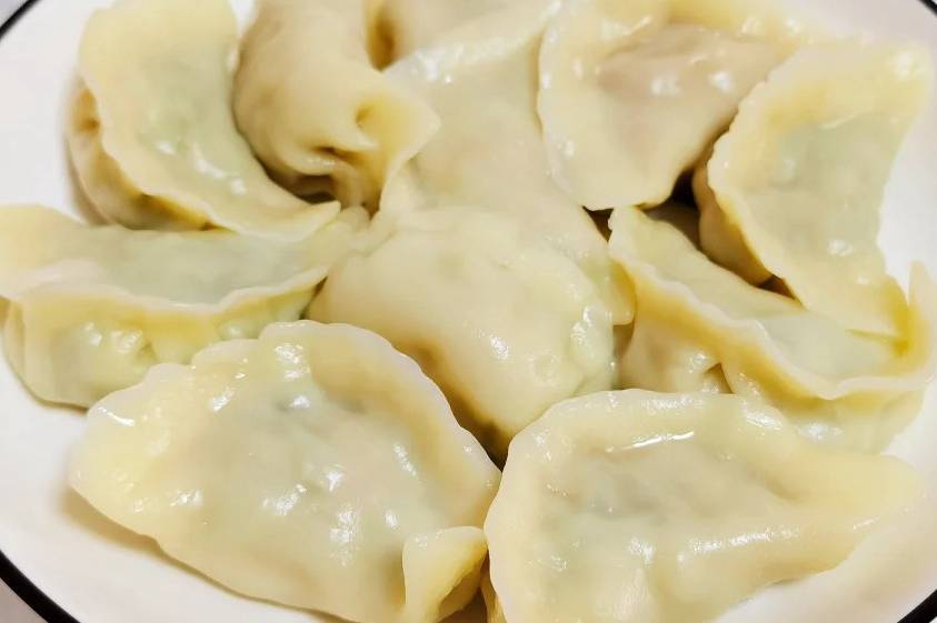 小暑吃饺子，韭菜芹菜靠边站，这3种馅，正当季营养丰富