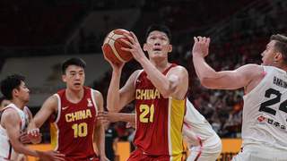 世预赛-胡金秋15分杨瀚森9分4犯 中国男篮主场负日本