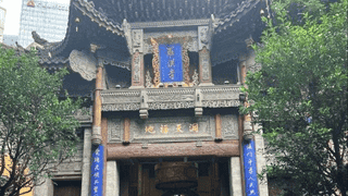 罗汉寺：繁华深处，九百年梵音不绝