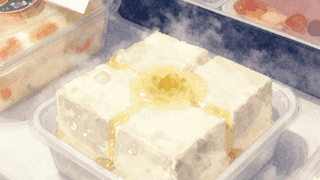 逛超市买盒普通豆腐 结账时小票上的价格 我和老伴都笑了