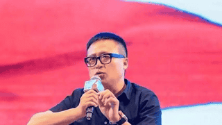 哈尔滨编剧乙福海第三次斩获夏衍杯 深耕电影创作成行业榜样