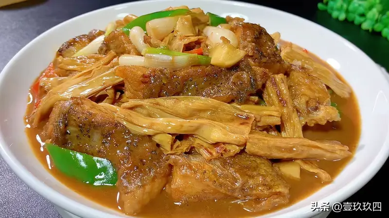 蛋白质是牛奶13倍!3道腐竹家常菜,比肉便宜比肉香,夏天多吃