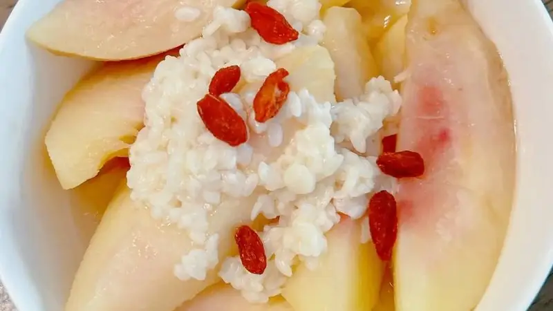 夏季大量上市桃子 食用禁忌需注意 附两款特色做法