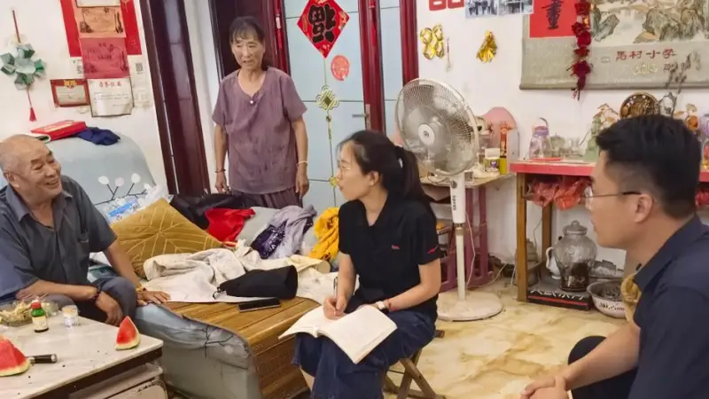 小留镇马村管区联合多方开展公益早读 乡村清晨响起琅琅书声