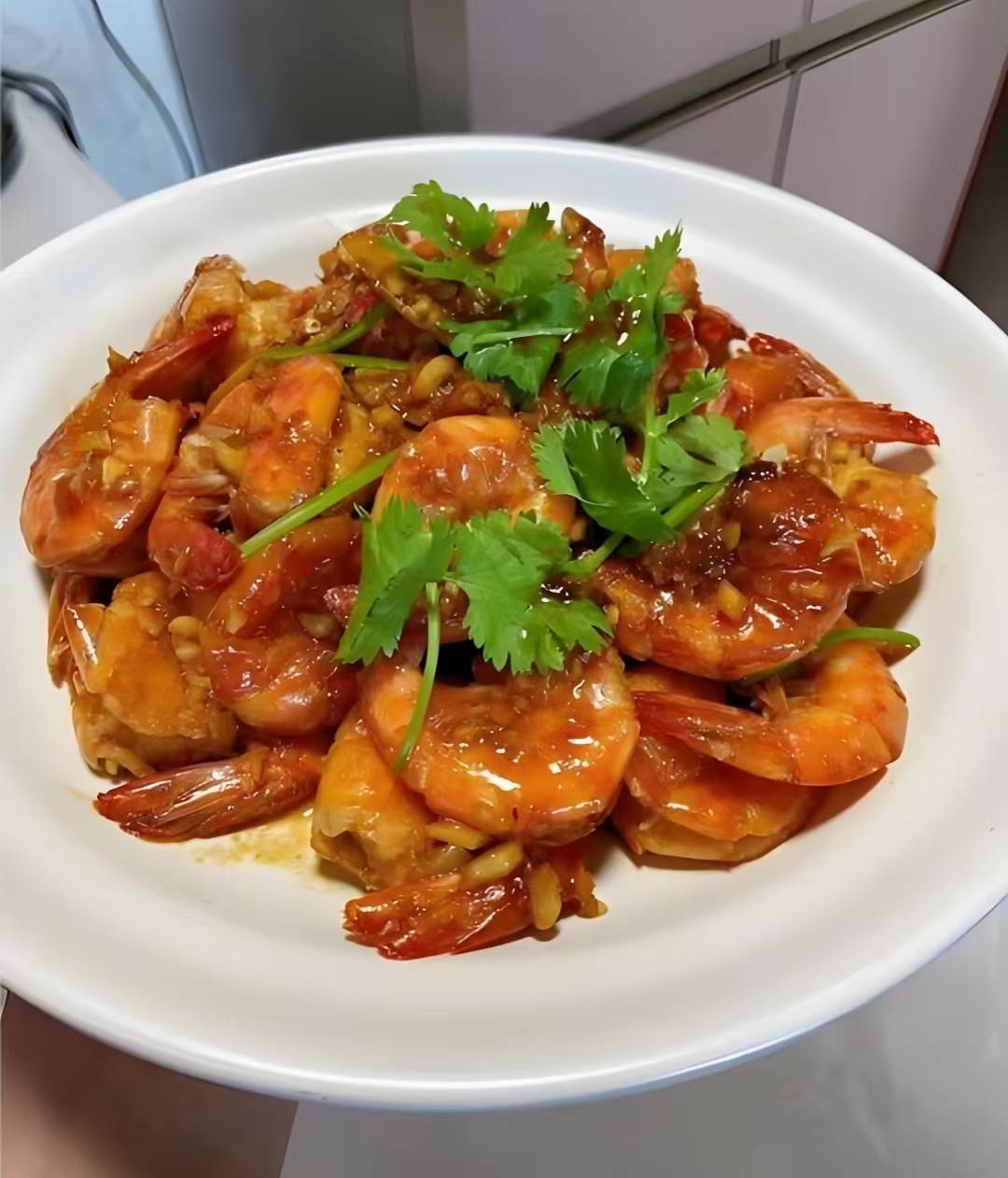 壳肉分离的极致酥脆：杭州油爆虾